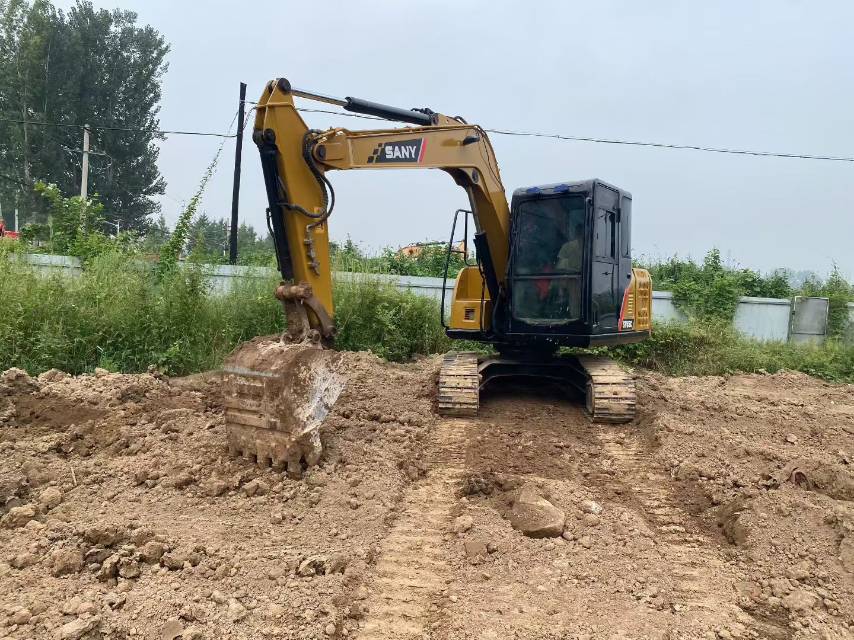 Buy Sany SY65C Used Excavator / 4 Buy Sany SY65C Used Excavator / 4