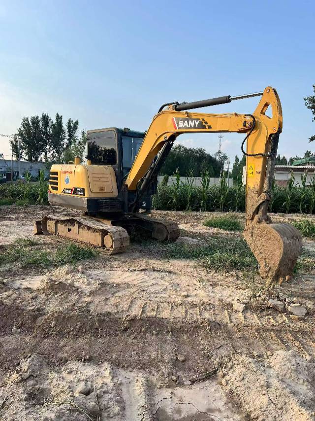 Buy Sany SY60C Used Excavator / 1