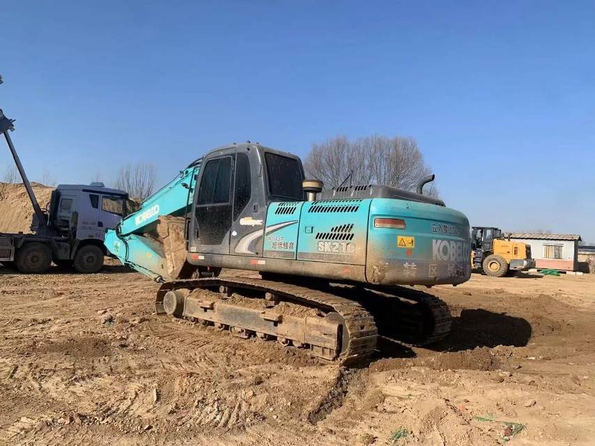 Buy Kobelco 200-8 Used Excavator / 9