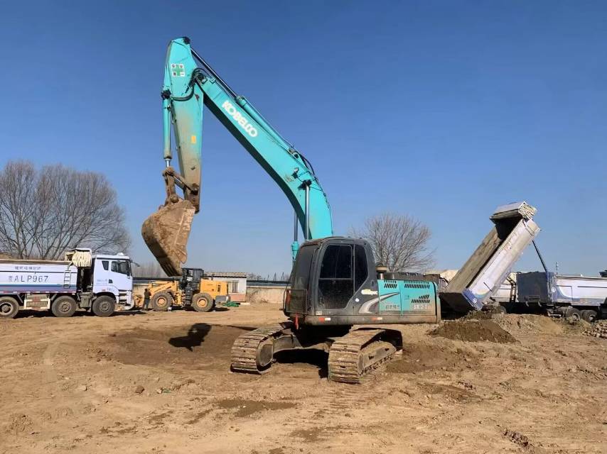 Buy Kobelco 200-8 Used Excavator / 3