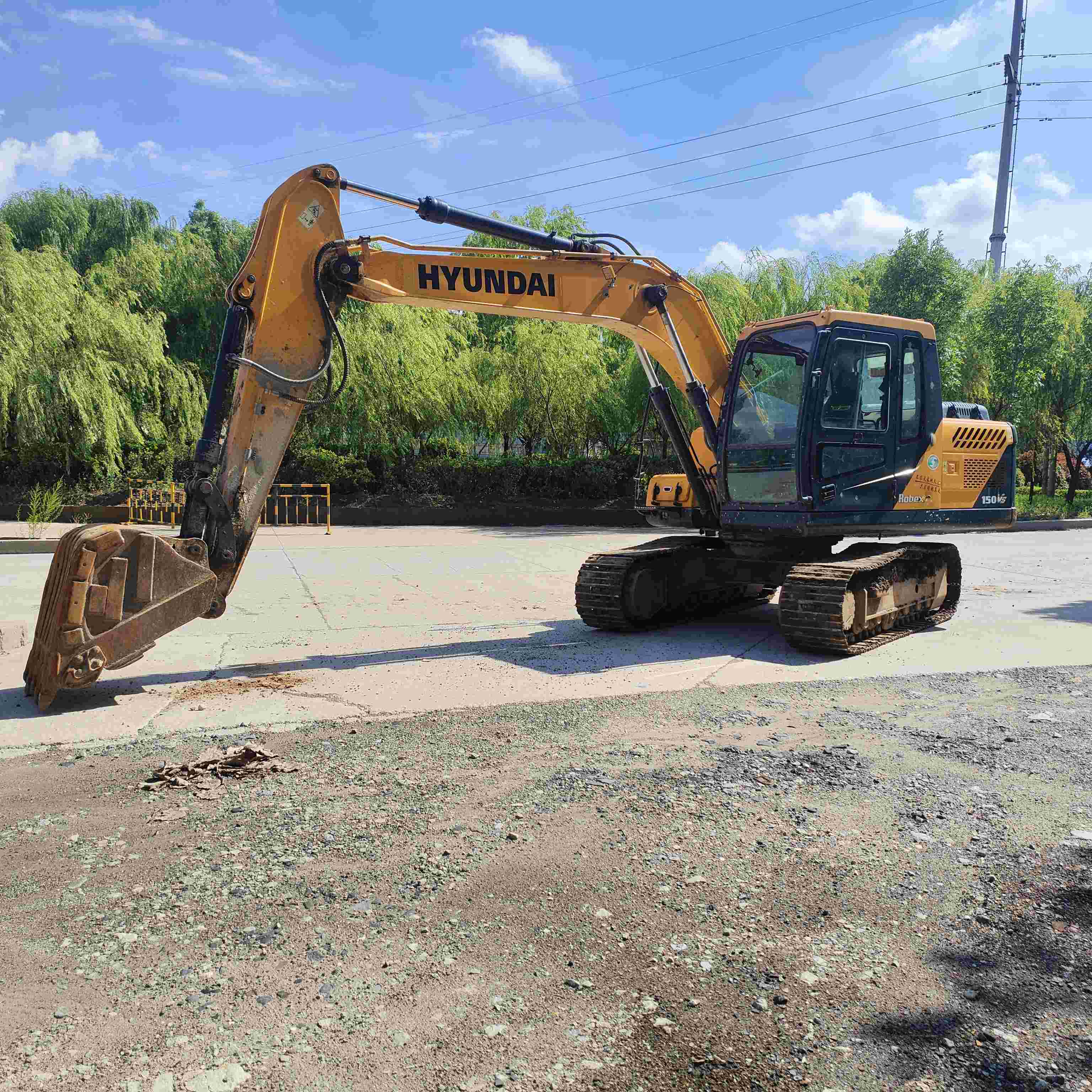 Buy Hyundai 130LC-7 Used Excavator / 4 Buy Hyundai 130LC-7 Used Excavator / 4