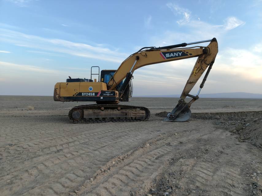 Buy Sany SY215H Used Excavator / 9