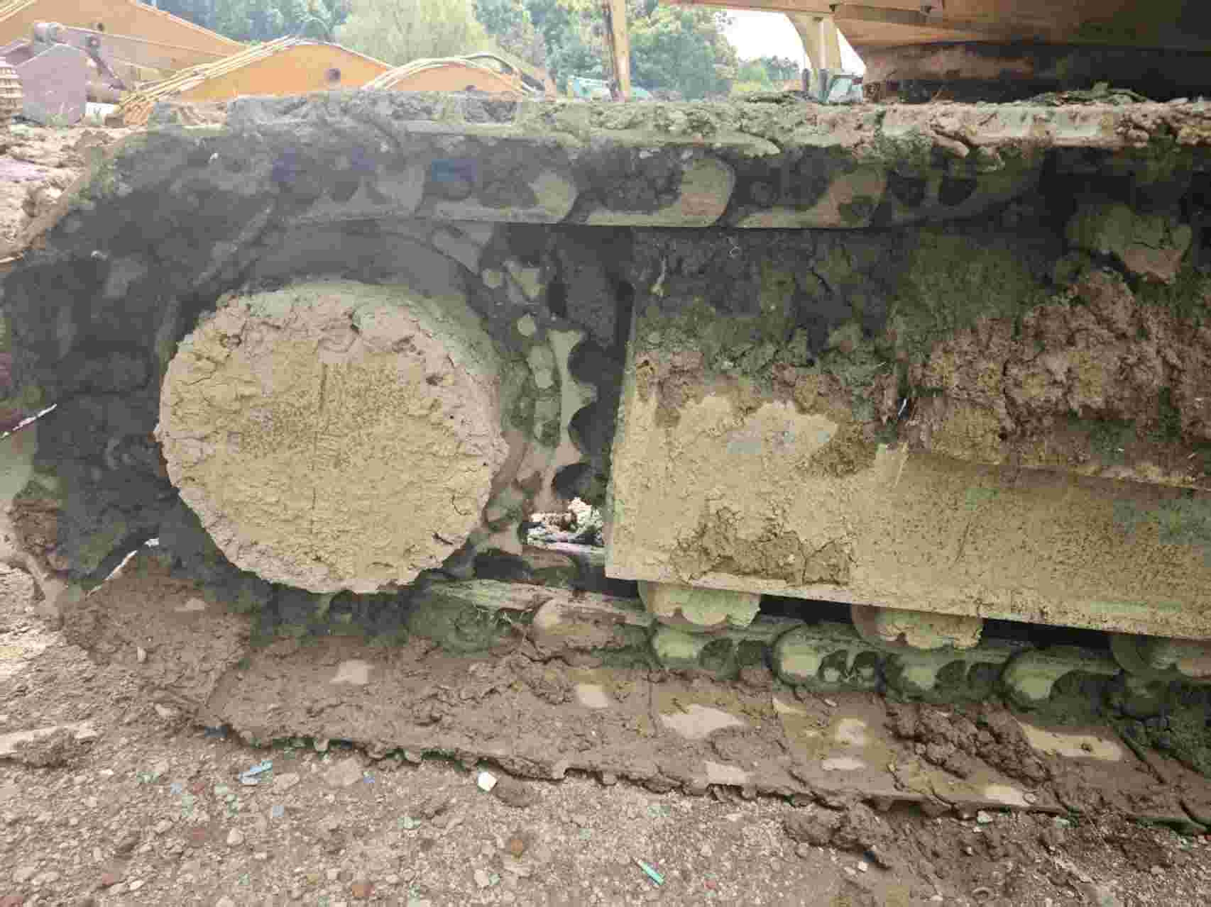 Buy Komatsu PC200-8N1 Used Excavator / 8 Buy Komatsu PC200-8N1 Used Excavator / 8