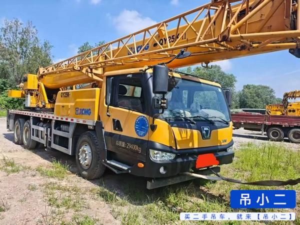 Buy XCMG 25k Used Crane / 2 Buy XCMG 25k Used Crane / 2