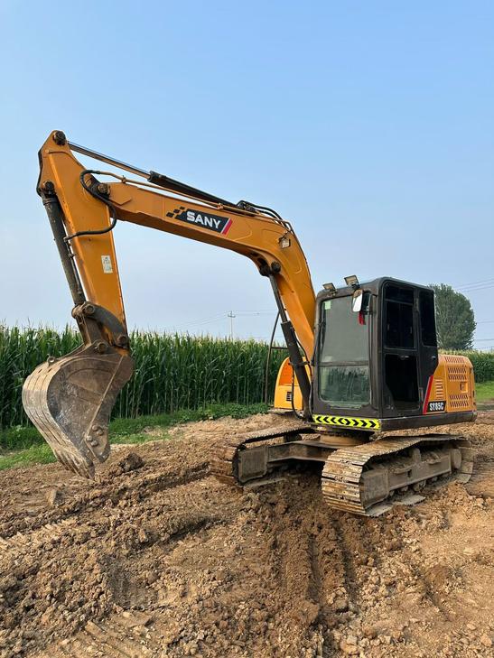Buy Sany SY85C Used Excavator / 1