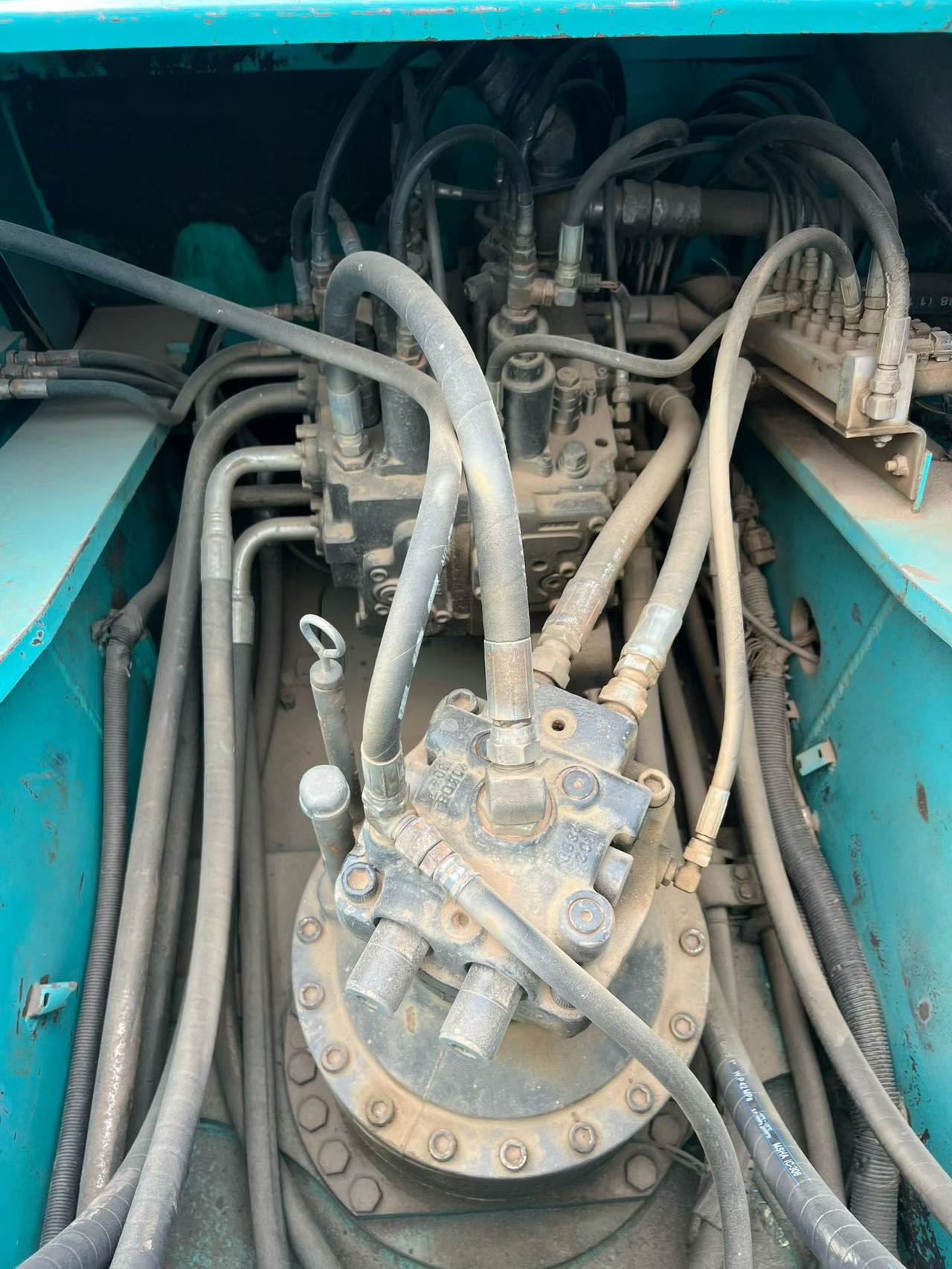 Buy Kobelco 260-8 Used Excavator / 4