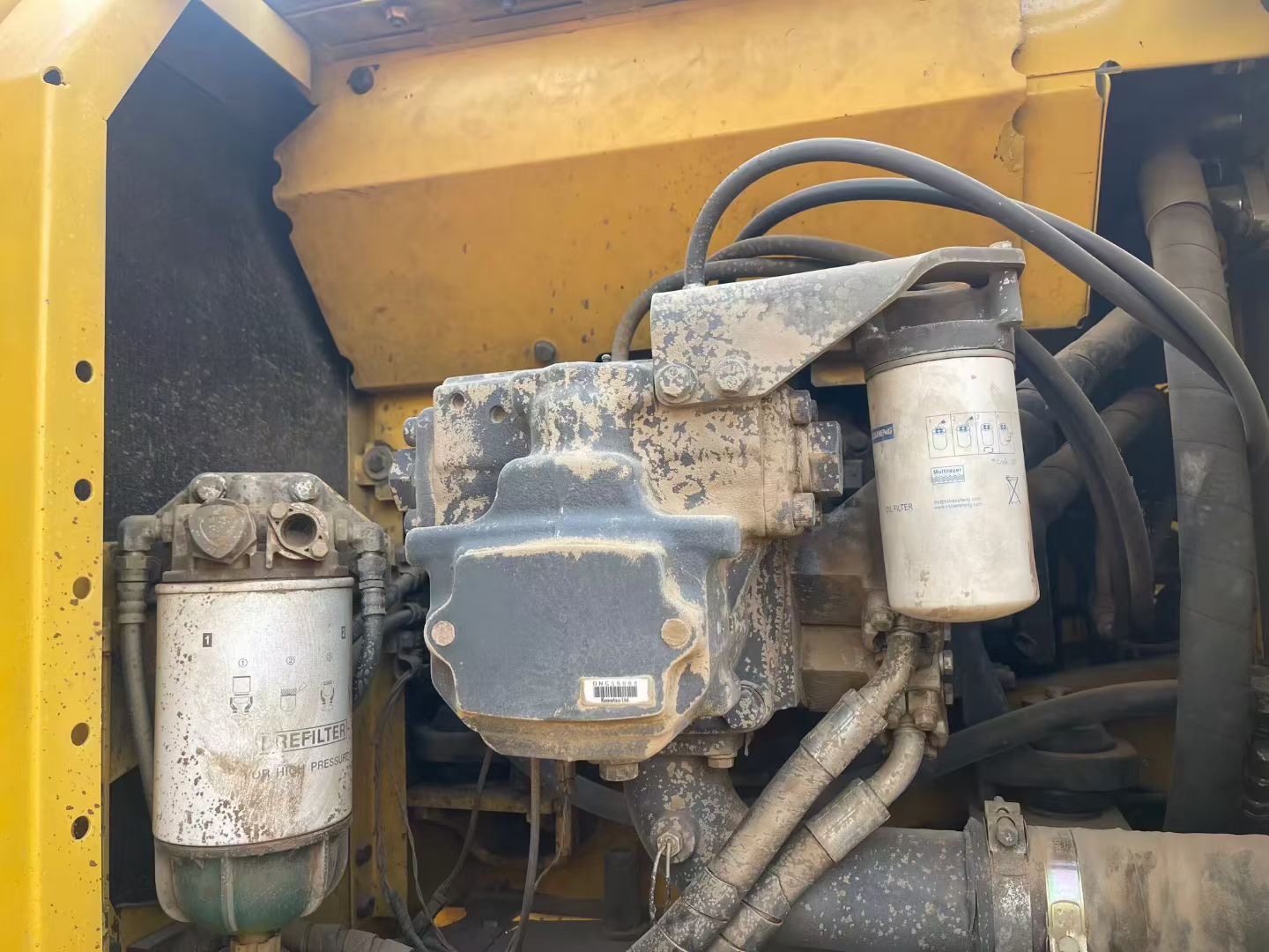 Buy Komatsu PC220-7 Used Excavator / 5