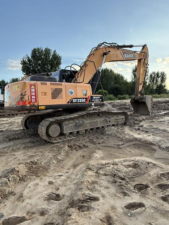 Buy Sany 235C-9 Used Excavator / 1
