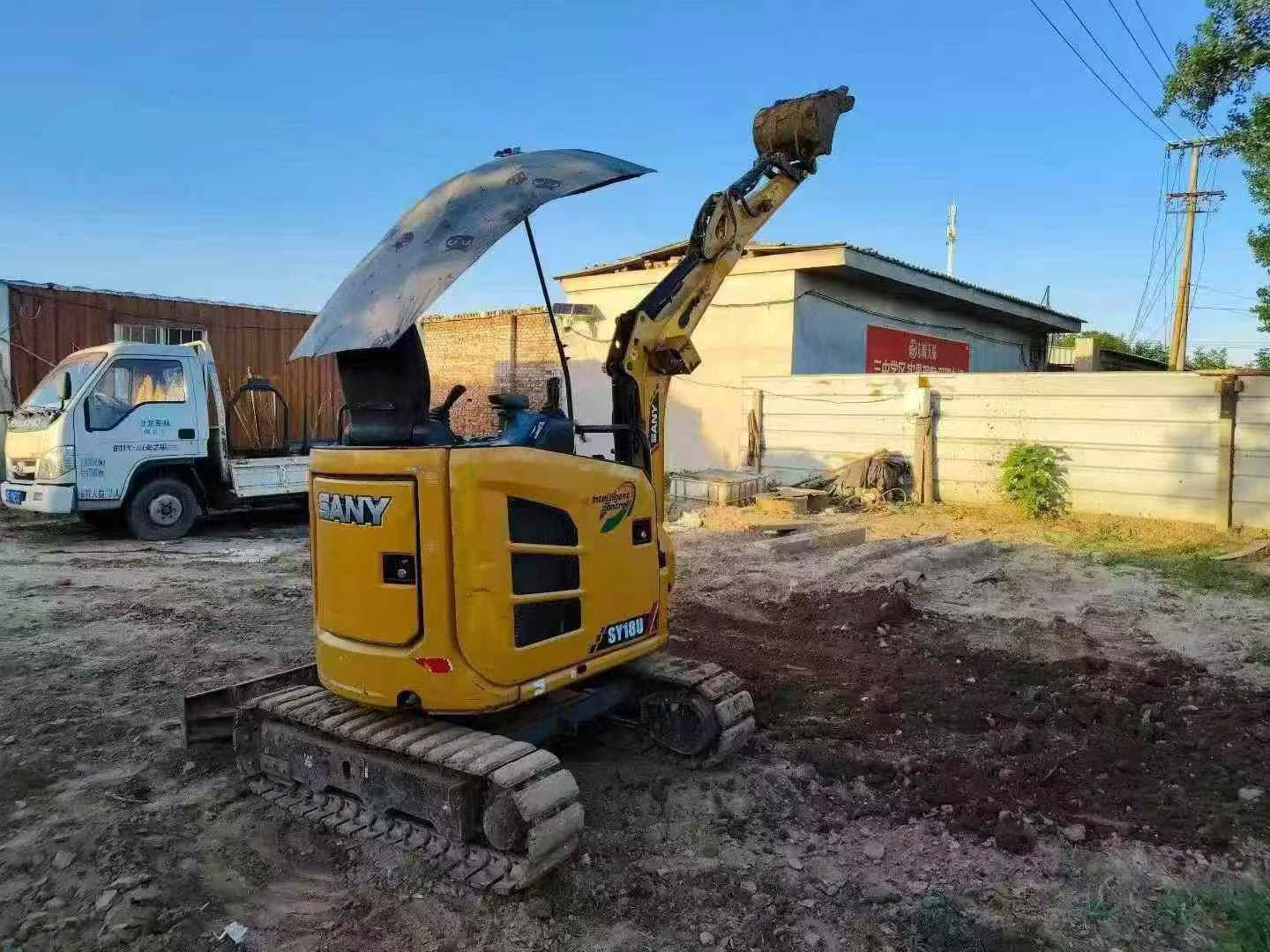 Buy Sany SY18U Used Excavator / 3