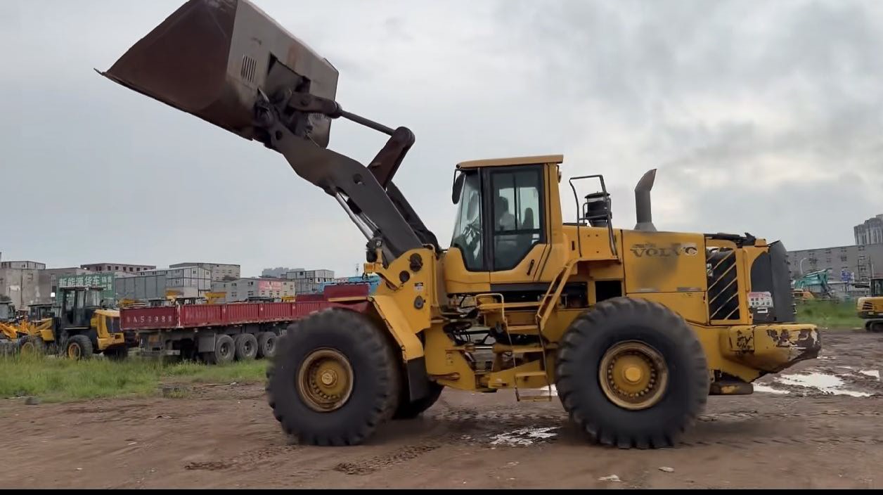 Buy Volvo EC80D PRO Used Excavator / 2