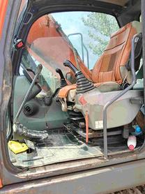 Buy Doosan DX130-9C Used Excavator / 3 Buy Doosan DX130-9C Used Excavator / 3