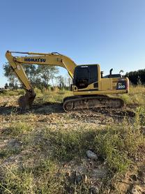 Buy Komatsu PC200-8N1 Used Excavator / 4 Buy Komatsu PC200-8N1 Used Excavator / 4