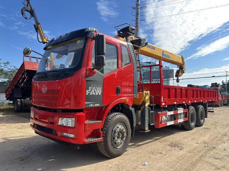 Buy XCMG Used Crane / 1