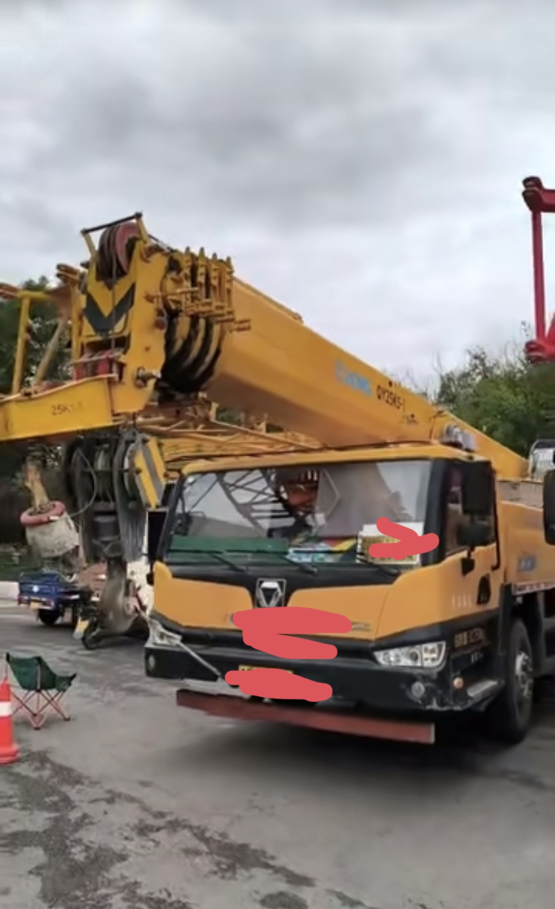 Buy XCMG QY25K5-1 Used Crane / 3 Buy XCMG QY25K5-1 Used Crane / 3