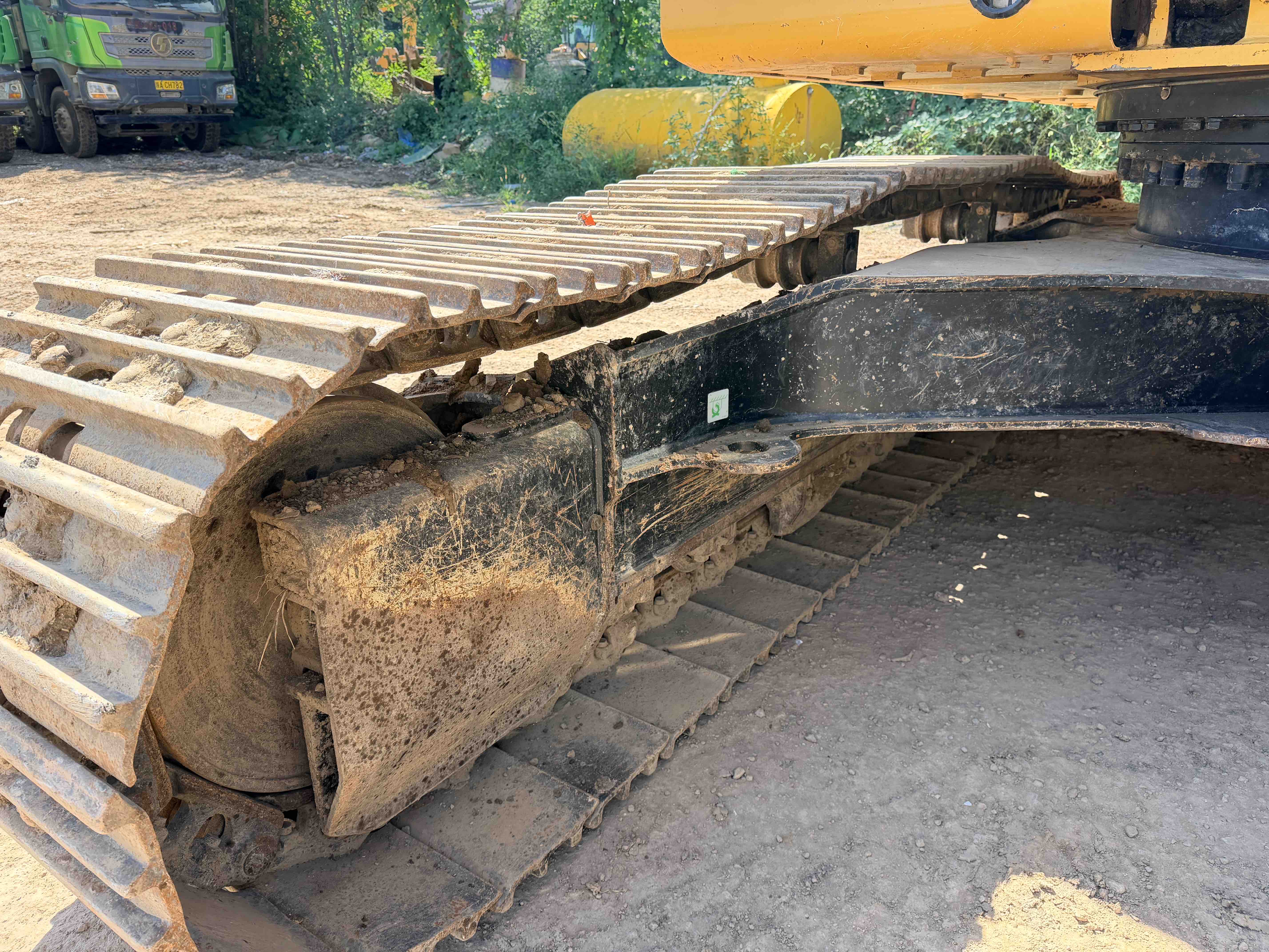 Buy Caterpillar 323D Used Excavator / 15