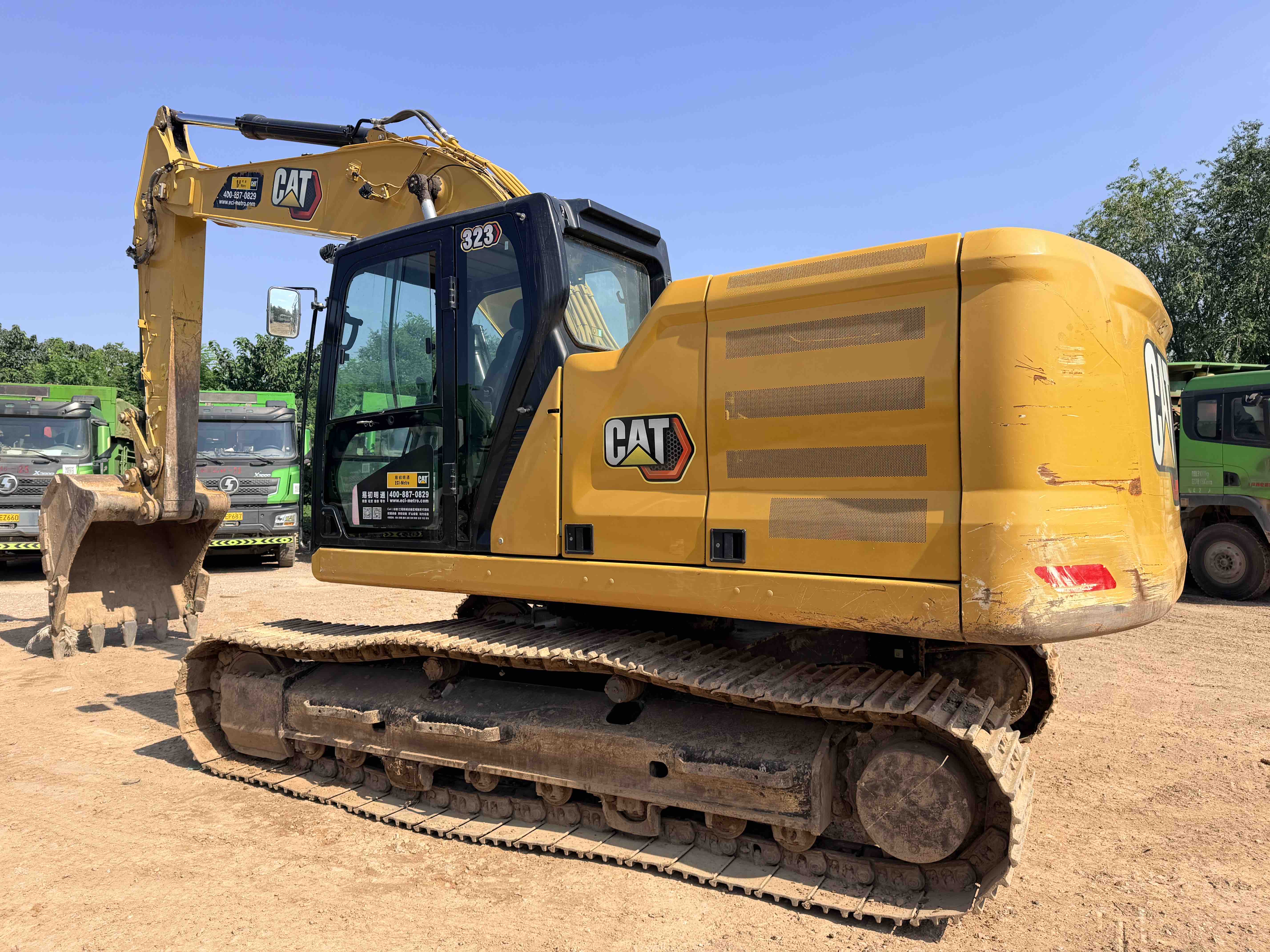 Buy Caterpillar 323D Used Excavator / 5