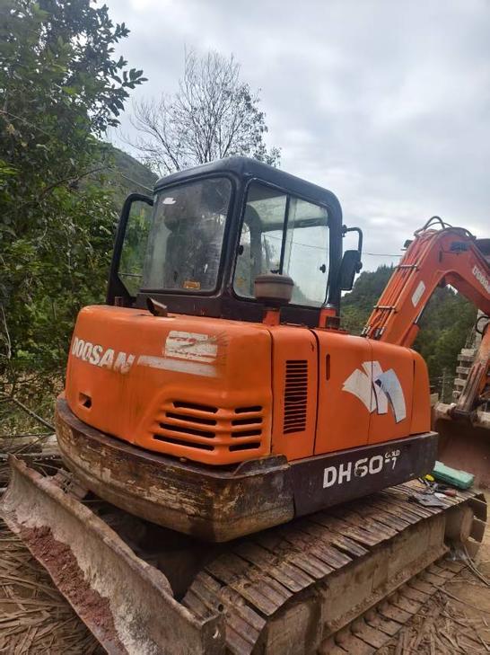 Buy Doosan 55-V Used Excavator / 1