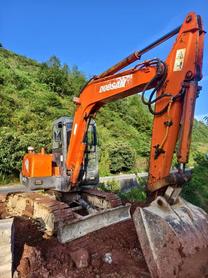 Buy Doosan 55-V Used Excavator / 4 Buy Doosan 55-V Used Excavator / 4