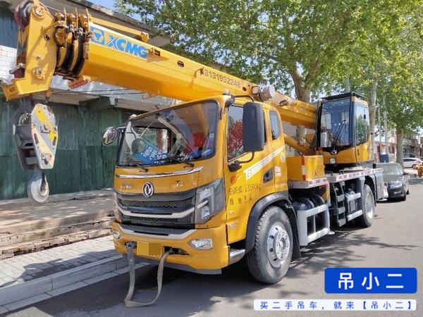 Buy XCMG 8T Used Crane / 2