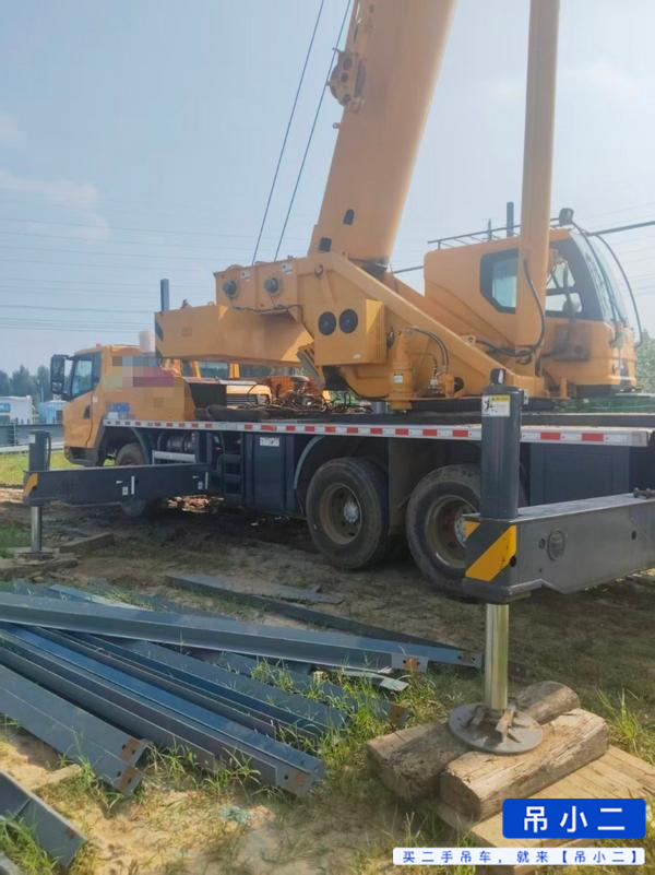 Buy XCMG QY25KC Used Crane / 1