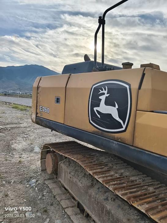 Buy JohnDeere 210cW Used Excavator / 1