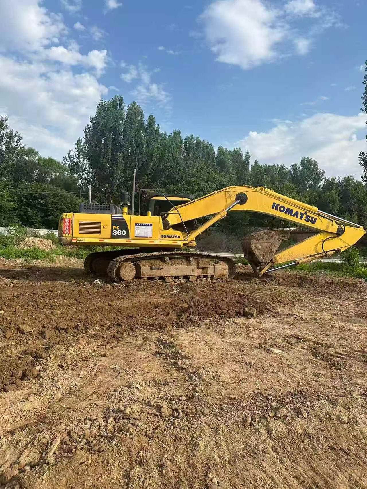 Buy Komatsu PC360-7 Used Excavator / 4