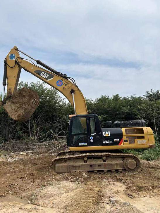Buy Caterpillar 336DL Used Excavator / 1