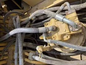 Buy Caterpillar 340D Used Excavator / 6 Buy Caterpillar 340D Used Excavator / 6