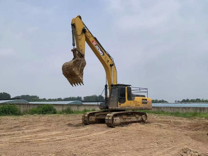 Buy XCMG XE370D Used Excavator / 1