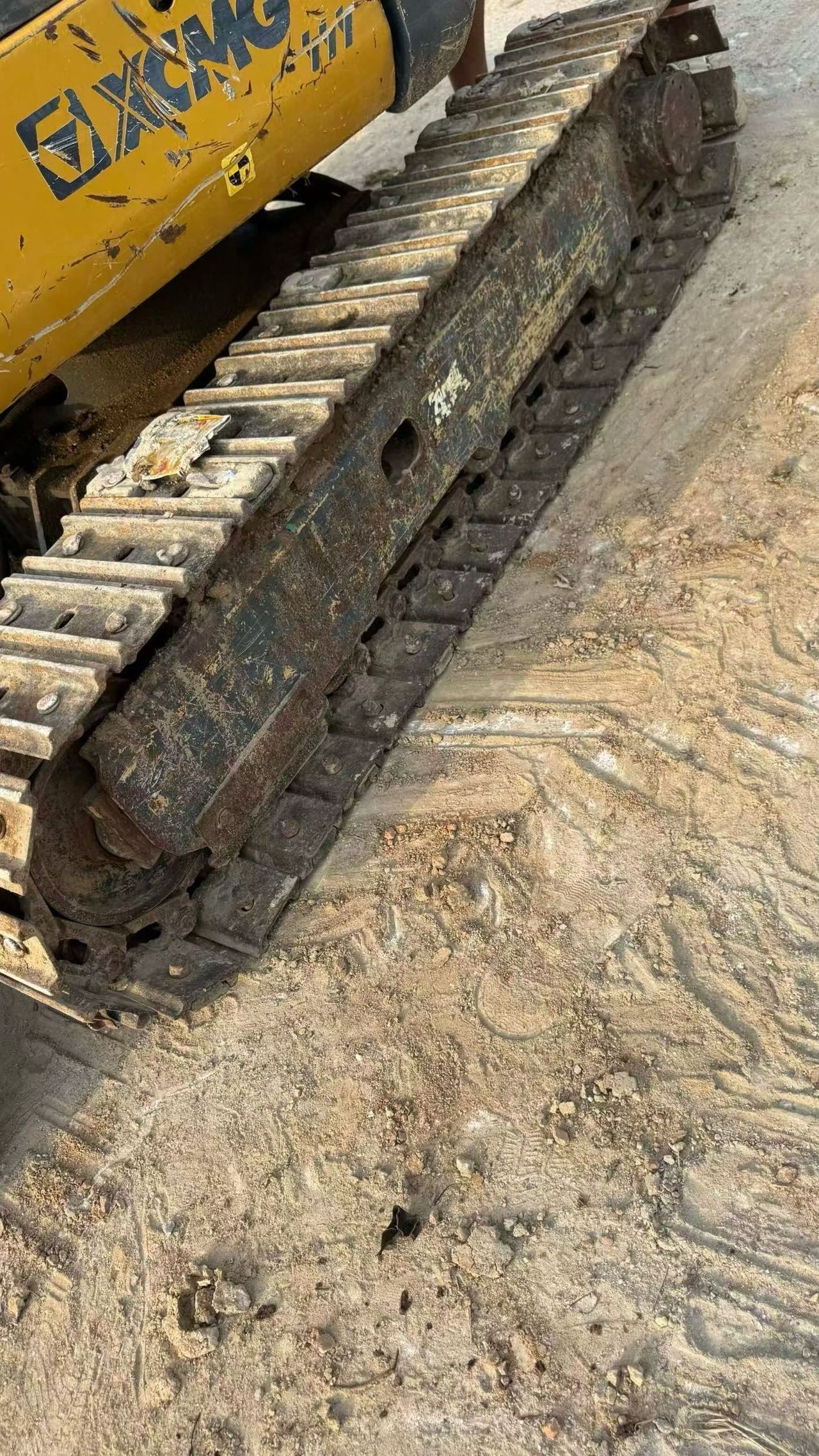 Buy XCMG XE15U Used Excavator / 5