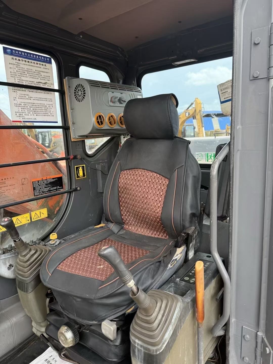 Buy Hitachi ZX240-3G Used Excavator / 9