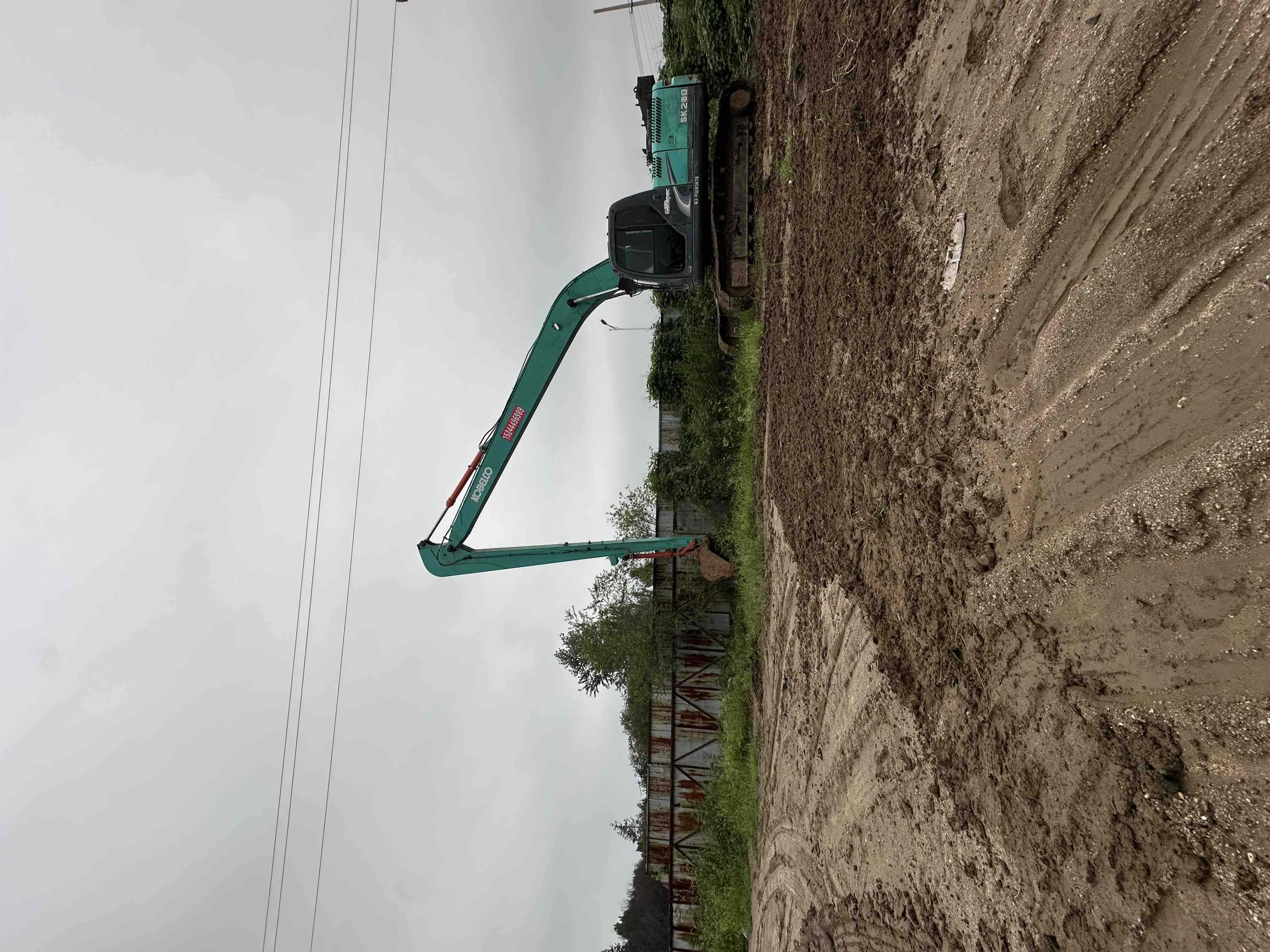 Buy Kobelco 210LC-9 Used Excavator / 2