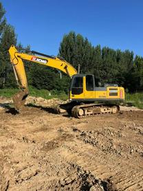 Buy XCMG XE215DA Used Excavator / 3 Buy XCMG XE215DA Used Excavator / 3