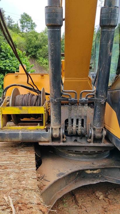 Buy Sany C135-10 Used Excavator / 1