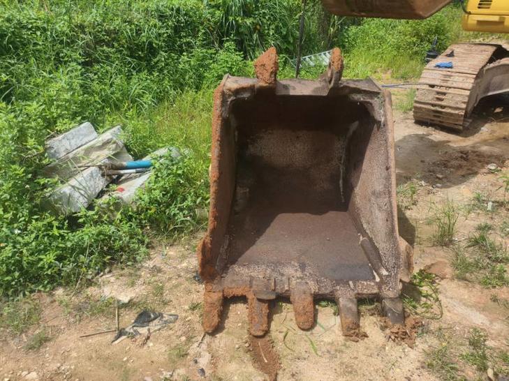 Buy Caterpillar 320C Used Excavator / 1