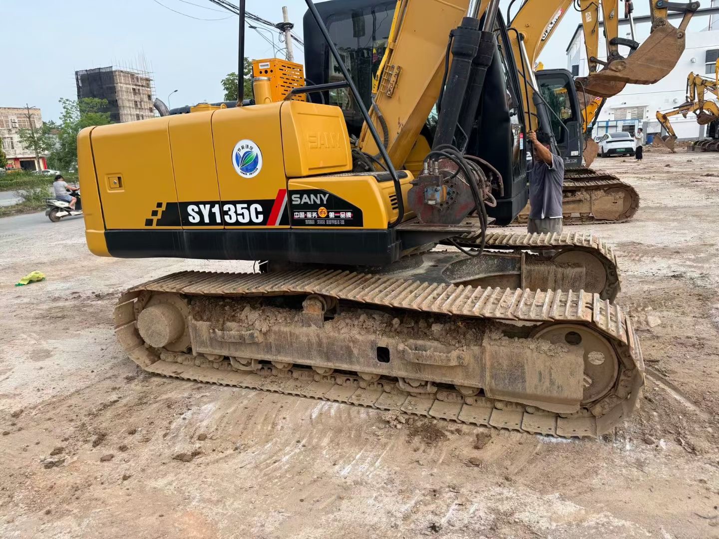 Buy Sany C135-10 Used Excavator / 9