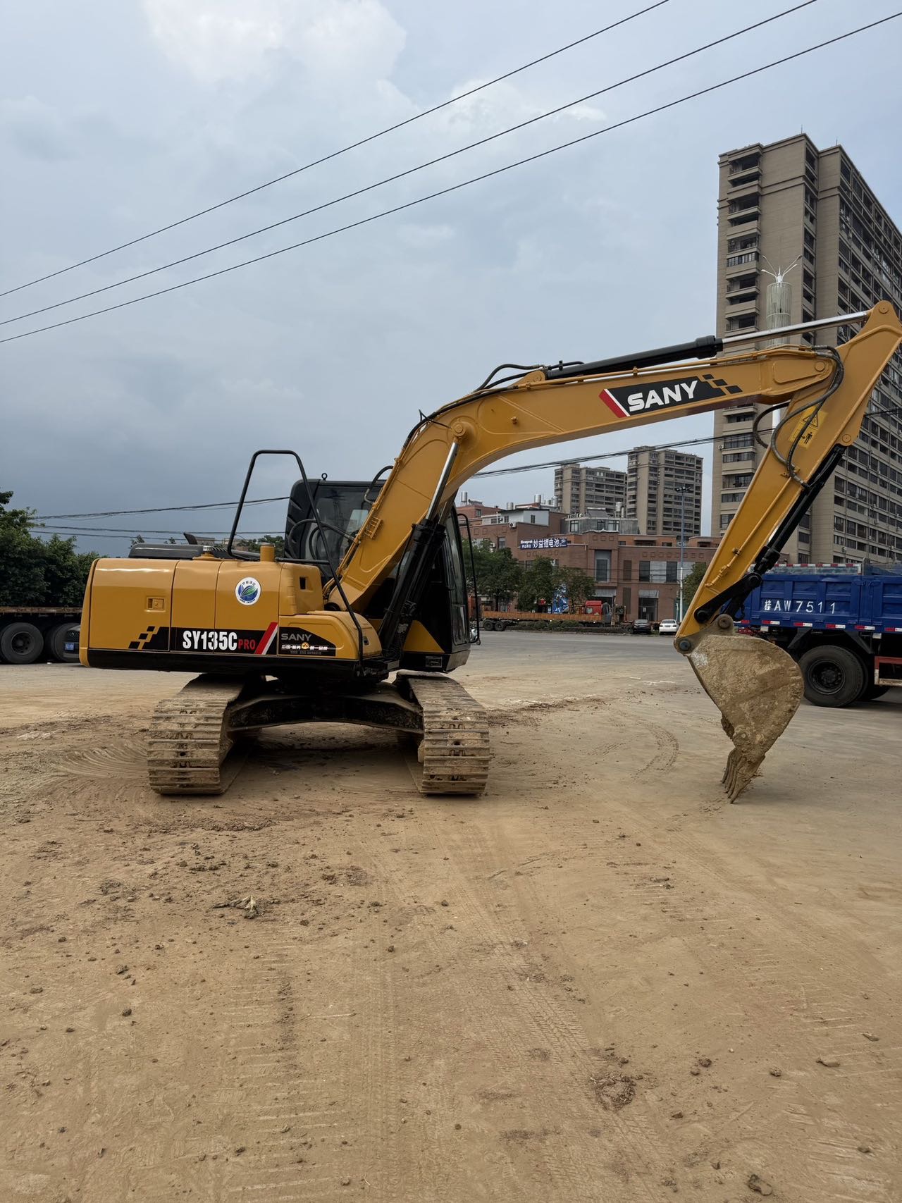 Buy Sany Used Excavator / 5
