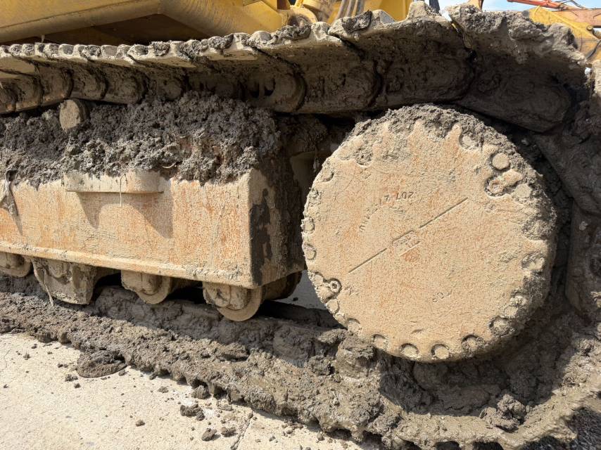 Buy Komatsu PC360-8M0 Used Excavator / 5