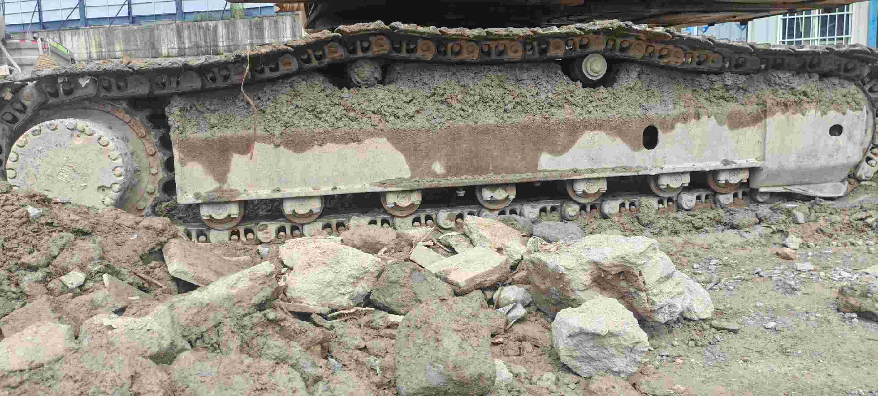 Buy Komatsu PC200-8N1 Used Excavator / 7