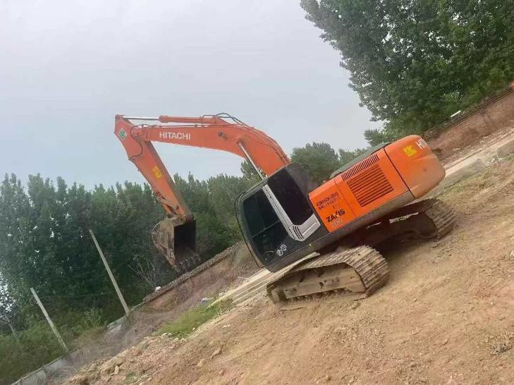 Buy Hitachi EX200LC Used Excavator / 1