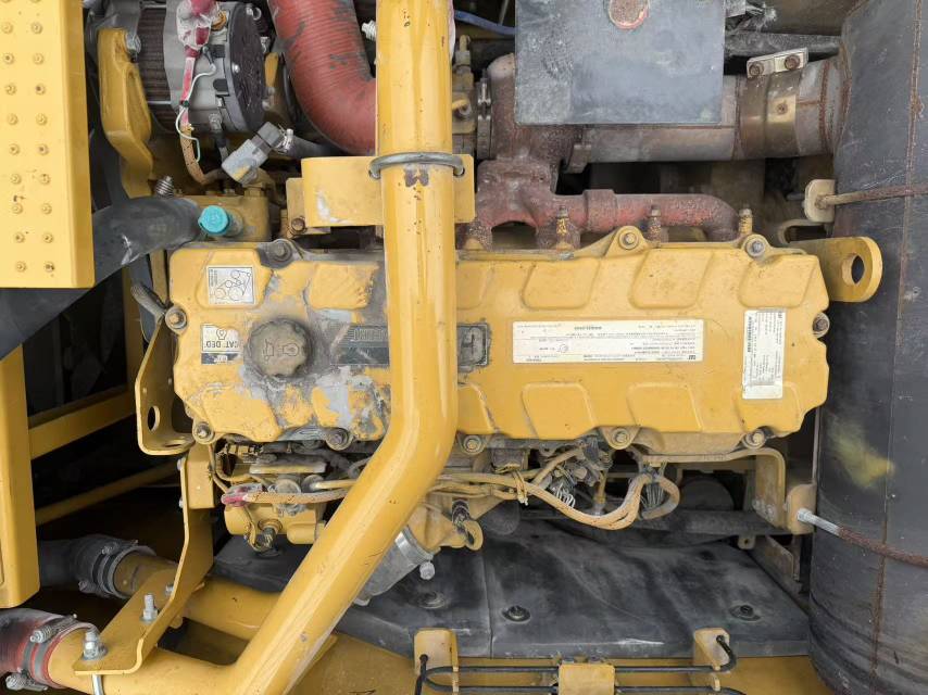 Buy Caterpillar 340D Used Excavator / 2