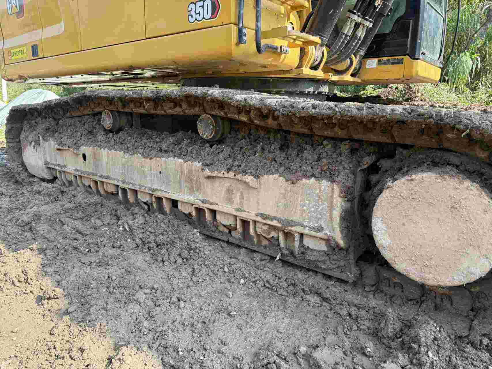 Buy Caterpillar 350 Used Excavator / 4