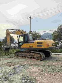 Buy XCMG XE200DA Used Excavator / 2 Buy XCMG XE200DA Used Excavator / 2