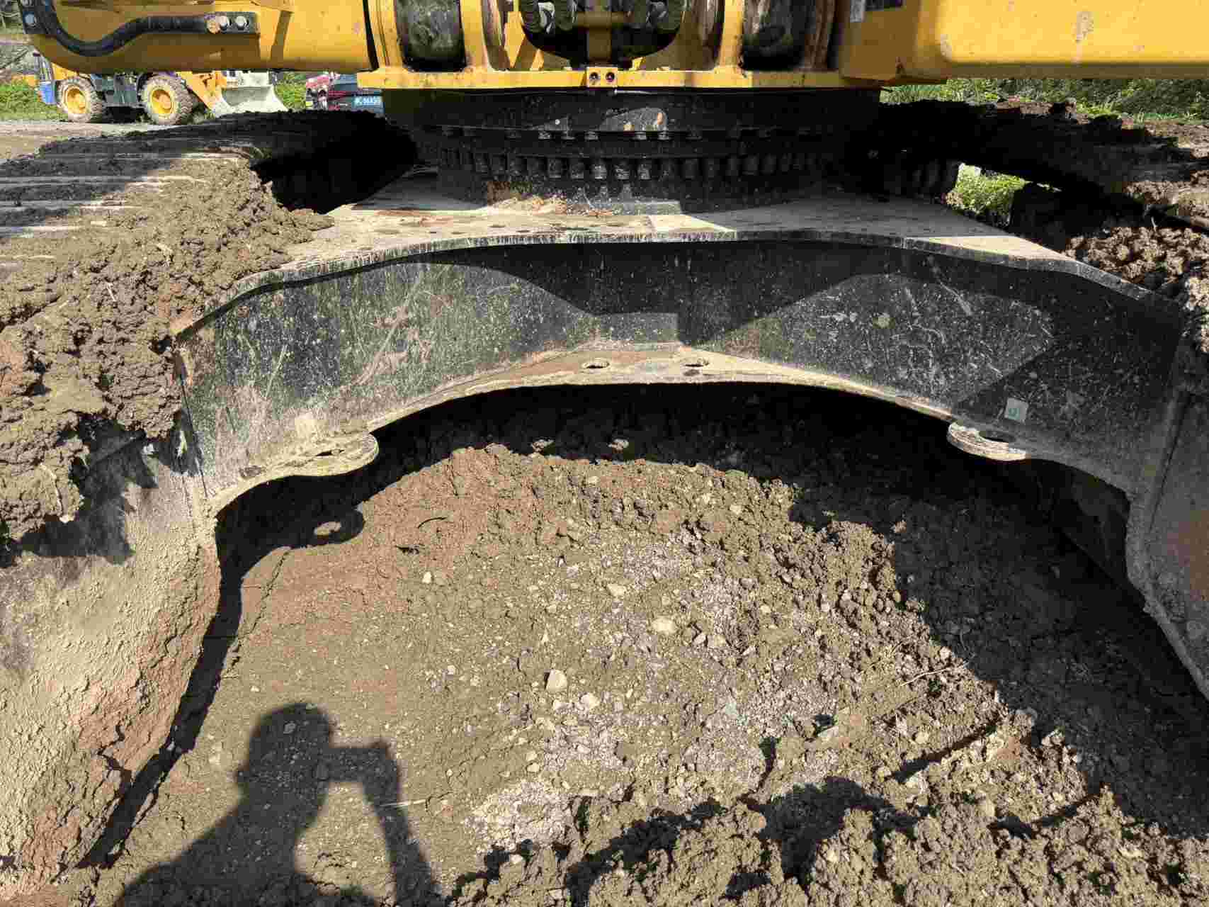 Buy Caterpillar 350 Used Excavator / 15