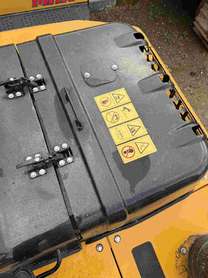 Buy Sany SY245H Used Excavator / 11 Buy Sany SY245H Used Excavator / 11