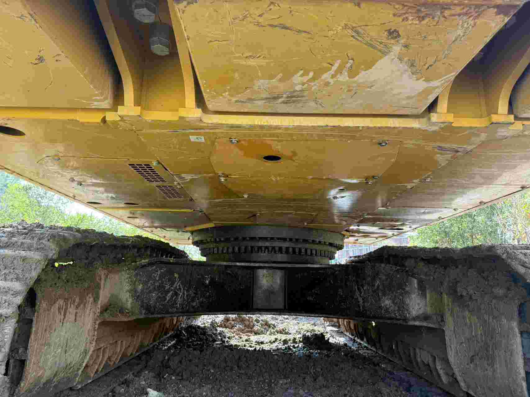 Buy Caterpillar 350 Used Excavator / 3