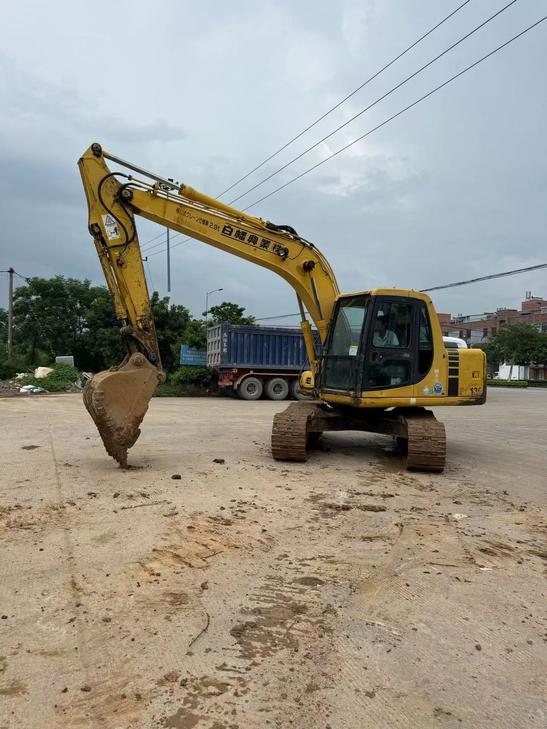 Buy Komatsu C120-8 Used Excavator / 1