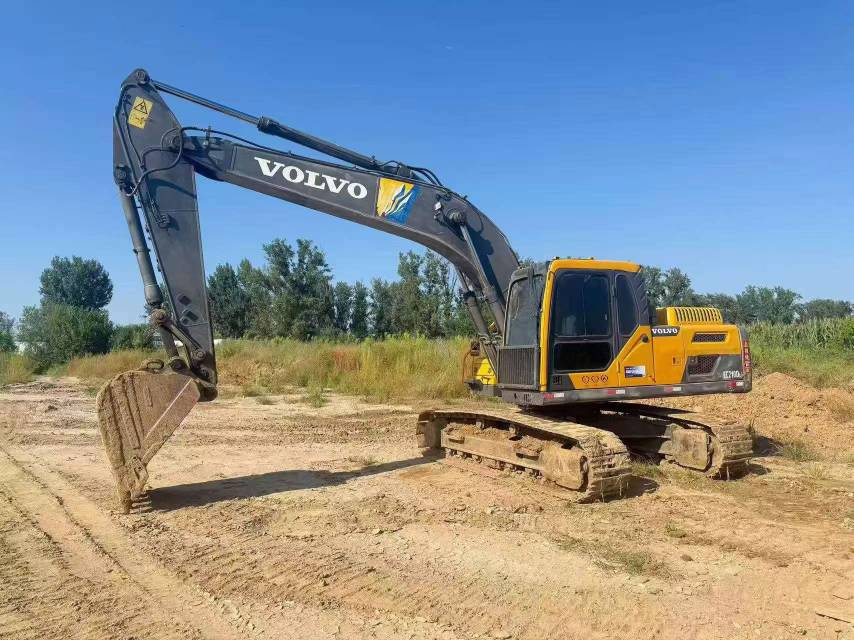 Buy Volvo EC210D Used Excavator / 3