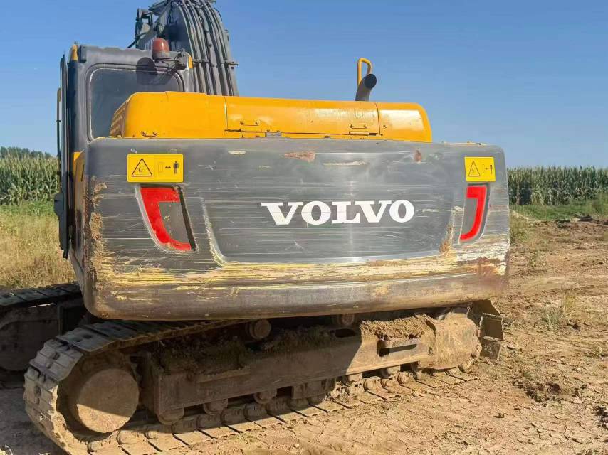 Buy Volvo EC210D Used Excavator / 4