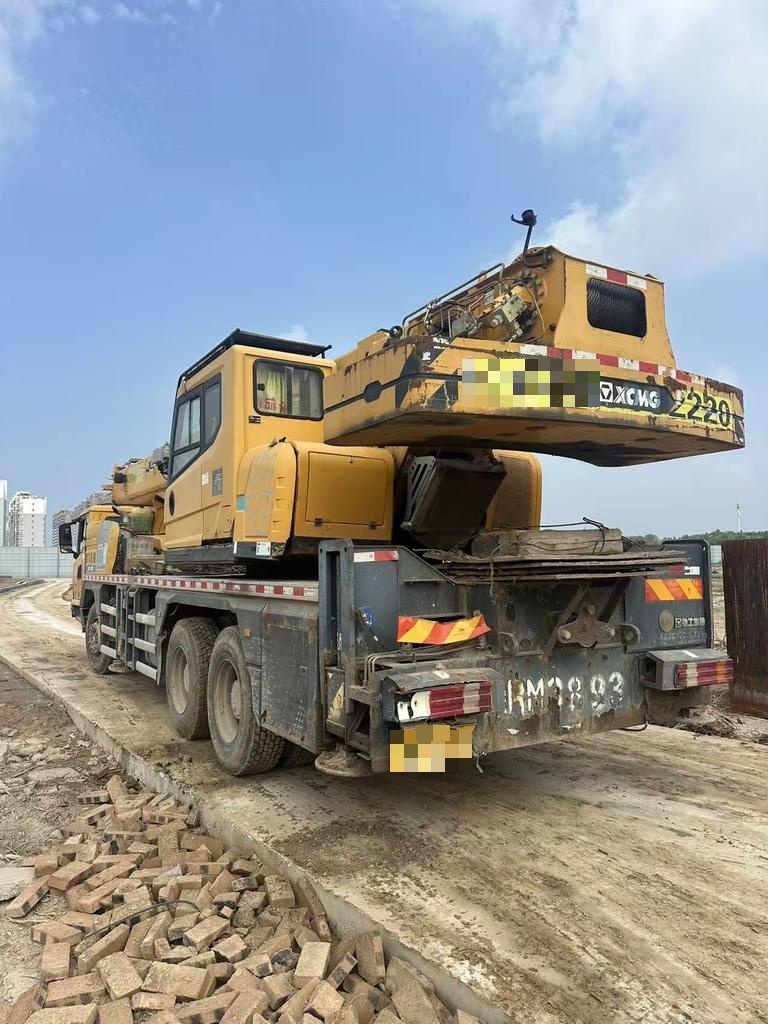 Buy XCMG XCT25 Used Crane / 4